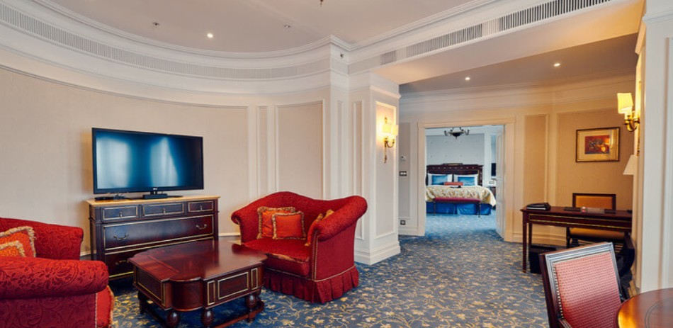 Signature River Suite, Fairmont Grand Hotel Kyiv 5*