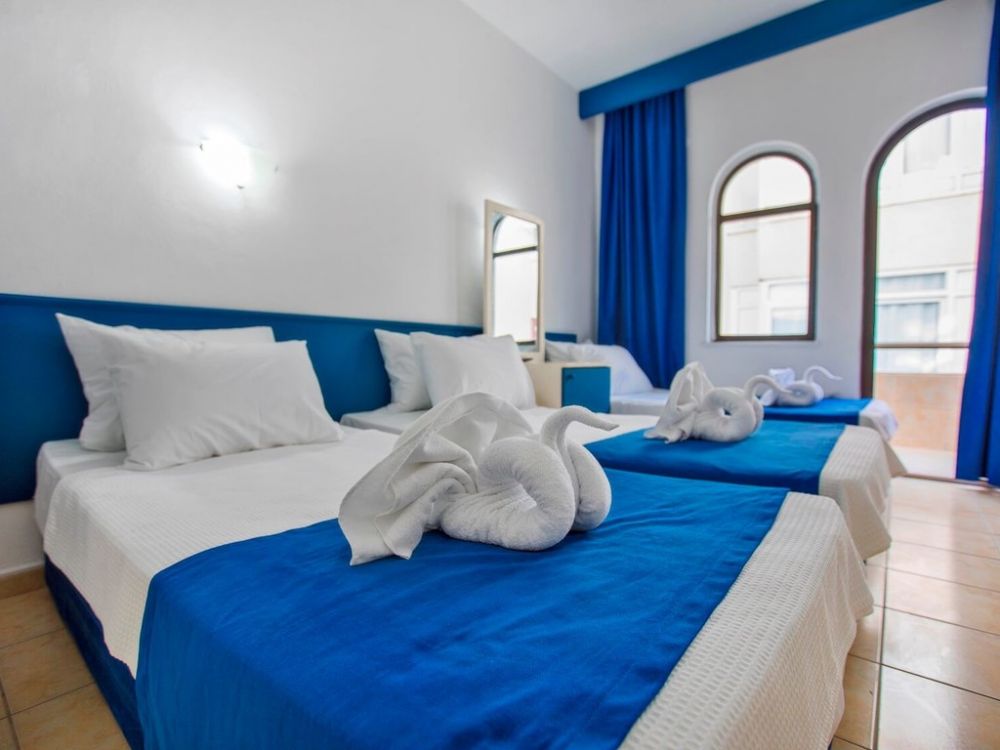 Standard, Barhan Beach Hotel 3*