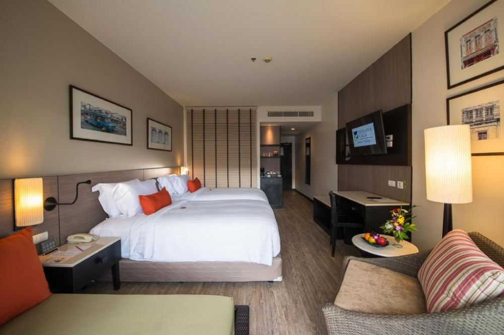 Premier, Deevana Plaza Phuket Patong 4*