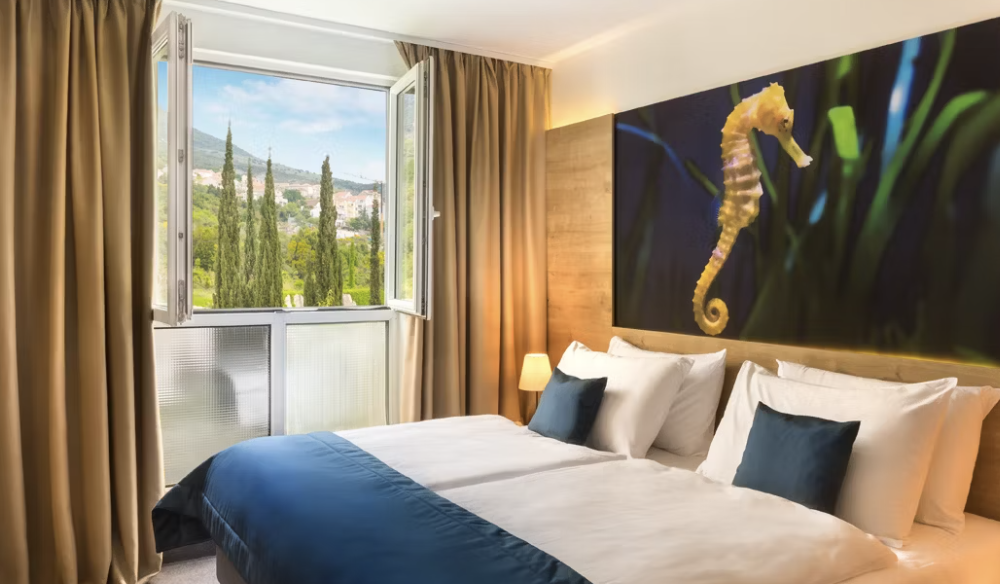 COMFORT twin room with park view and balcony, Remisens Hotel Epidaurus 3+