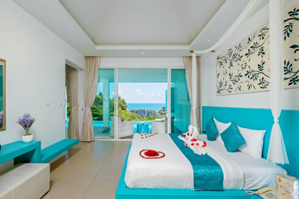 Grand Seaview Pool Suite, Amala Grand Bleu Resort 4*