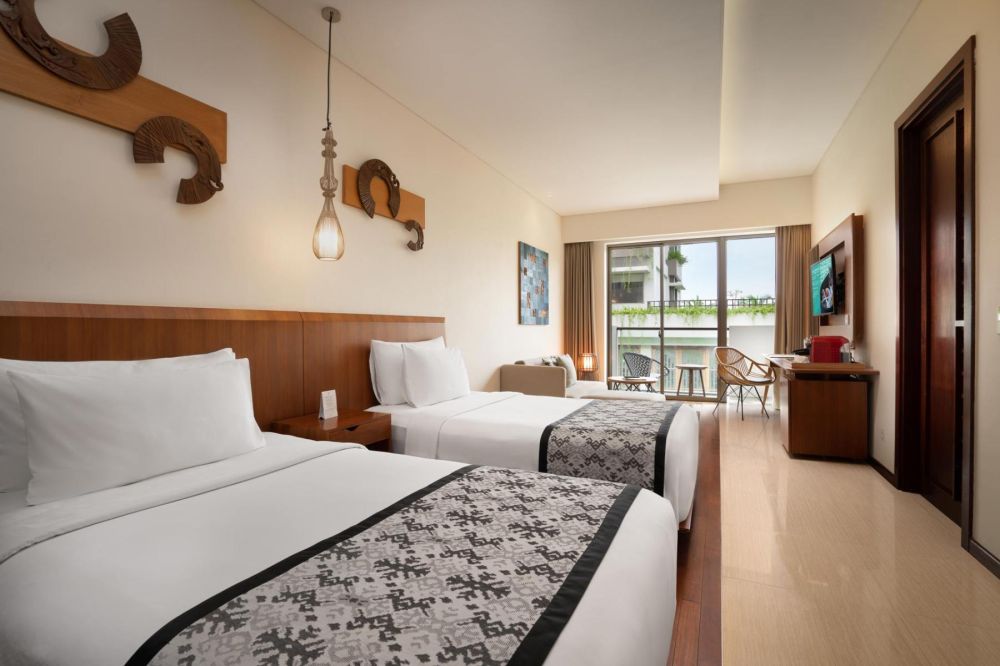 Deluxe, Merusaka Nusa Dua 5*