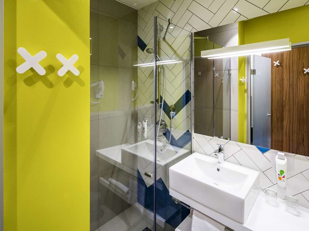 Стандарт, Ibis Styles Lviv Center 4*