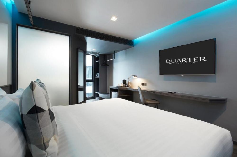 Superior Room With Balcony/ Pool View, The Quarter Silom 4*