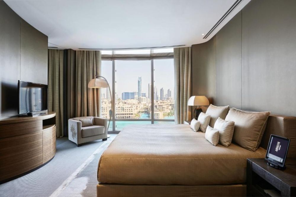 Armani Fountain Suite, Armani Hotel 5*