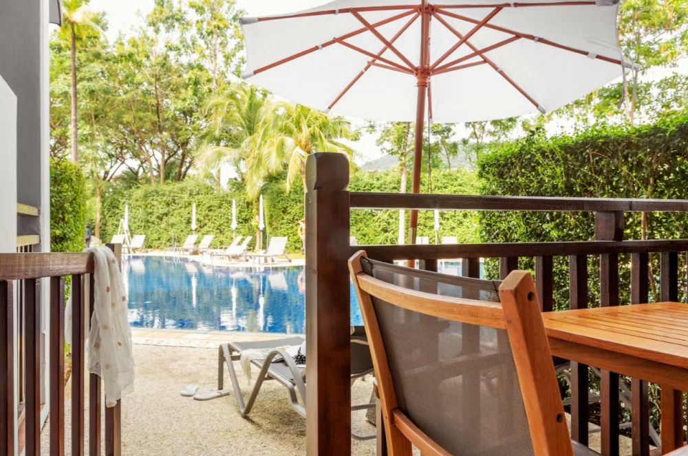 Royal Pool Access Studio, Sunwing Kamala Beach 4*