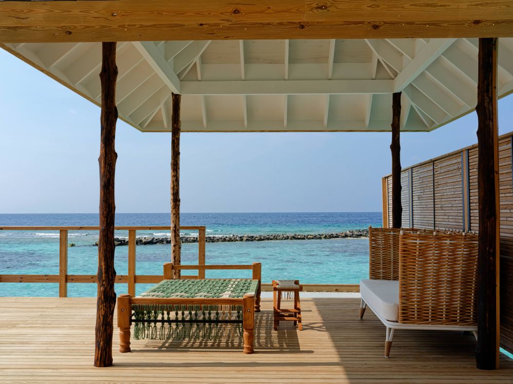 Deluxe Water Pool Villa, Ananea Madivaru Maldives 5*