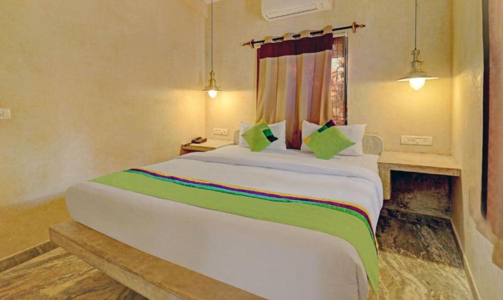 Deluxe AC, Morjim Banyan Resort 3*