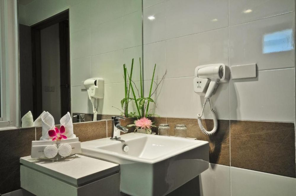 Executive One Bedroom, Ashlee Plaza Patong Hotel & Spa 3+