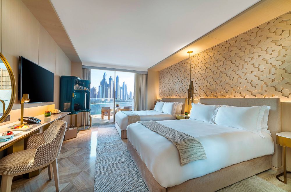Luxe Sea View/ Luxe Sea View | Double Queen, Five Palm Jumeirah Dubai 5*