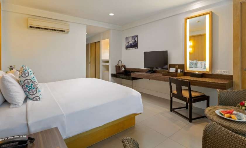 Superior Room, Sawaddi Patong Resort & Spa By Tolani 4*