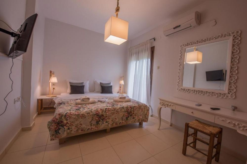 Junior Suite GV/ SV, The Beach House Afitos 4*