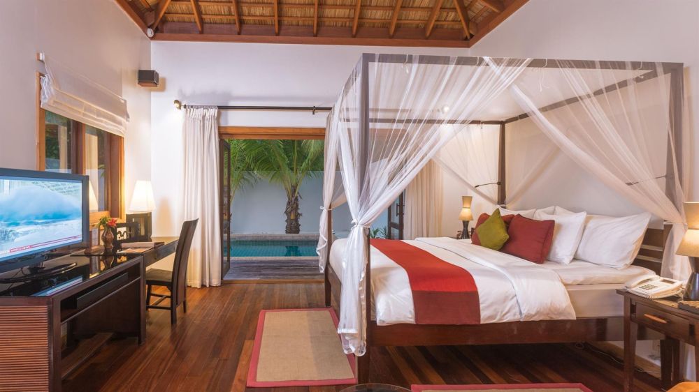 Private Pool Villa, Kuredu Island Resort 4*