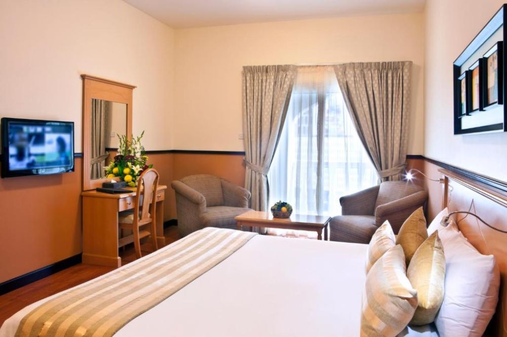 Standard, Landmark Plaza Hotel 3*