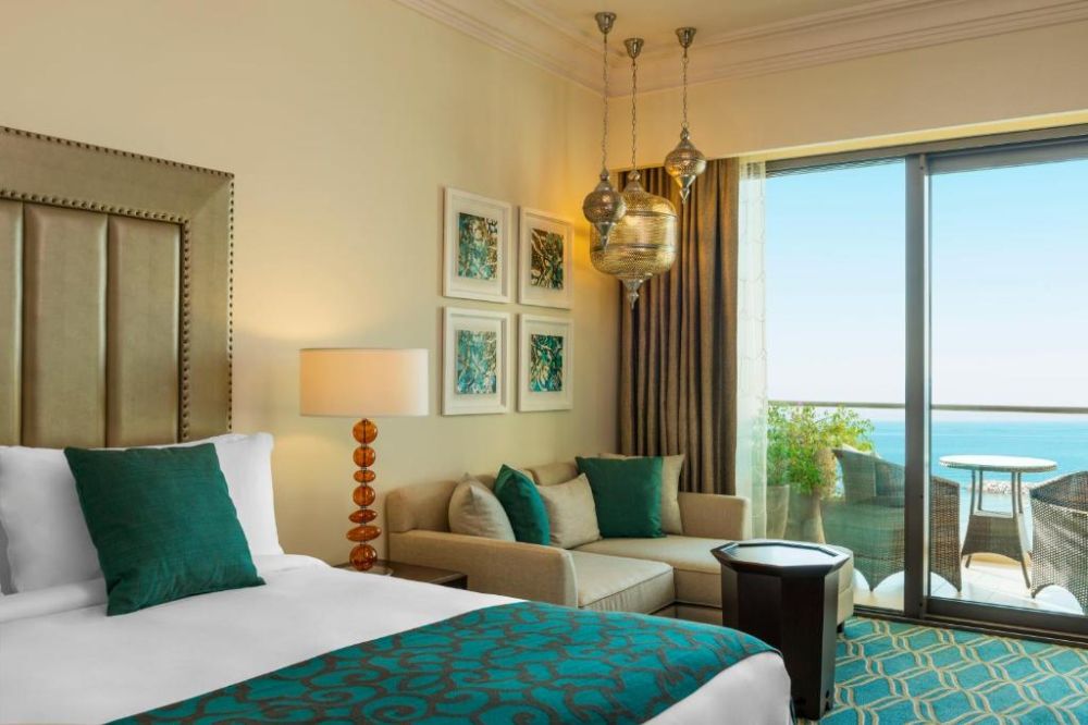 Deluxe Sea View, Ajman Saray 5*