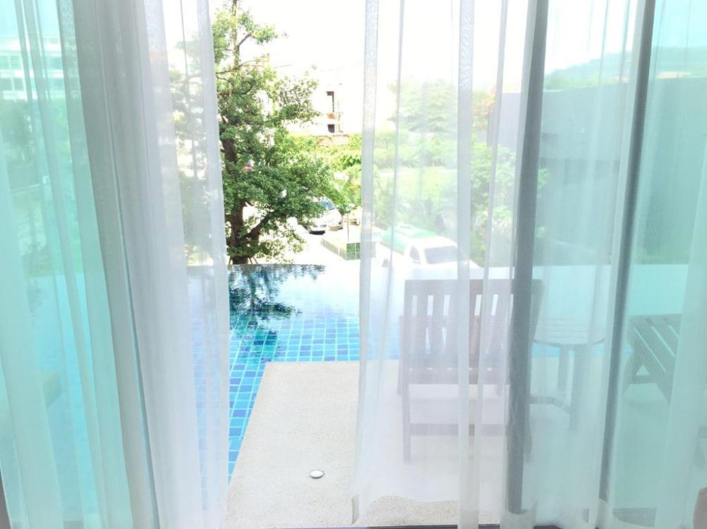 Lunar Pool Access Room, The Lunar Patong 4*