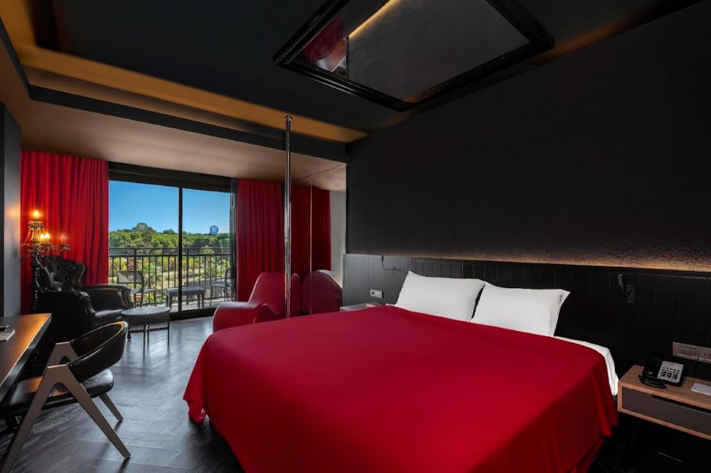 Black & Red Room For Adult, The X Belek 5*