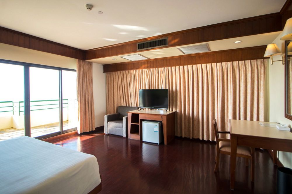 Royal Suite, Garden Sea View Resort 4*