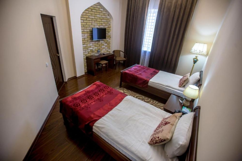 Twin Room, Arkanchi 2*