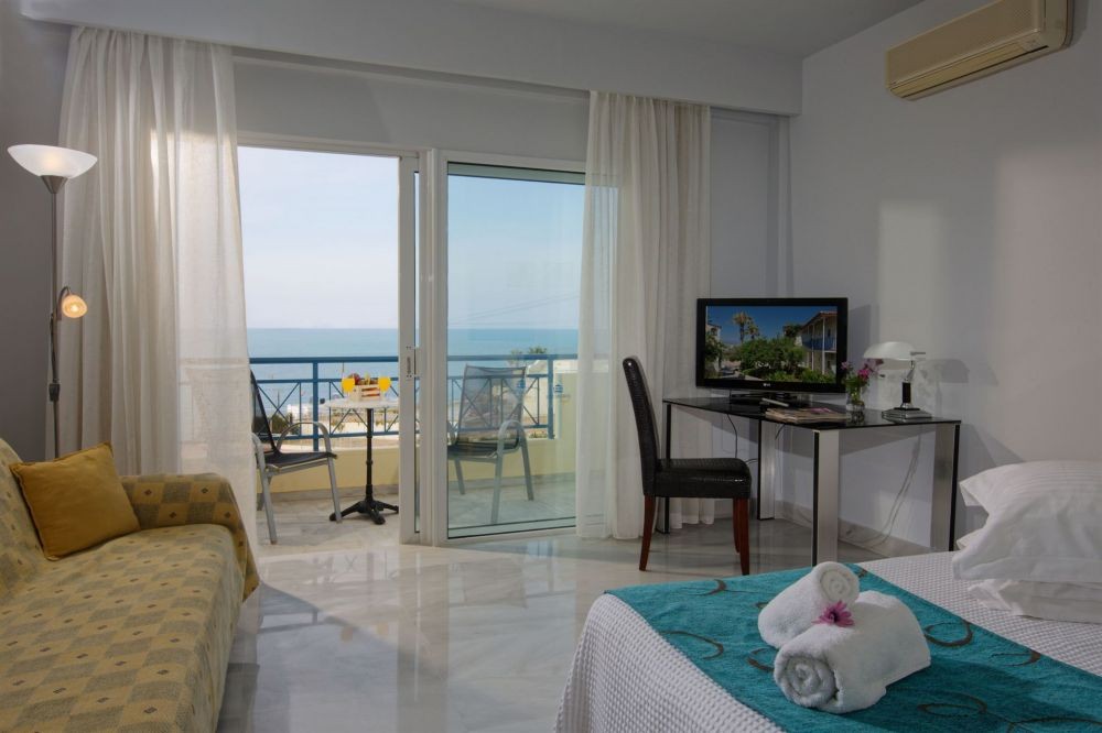 Suite 1 Bedroom Sea View/Private Pool, Rethymno Mare Royal & Water Park 5*