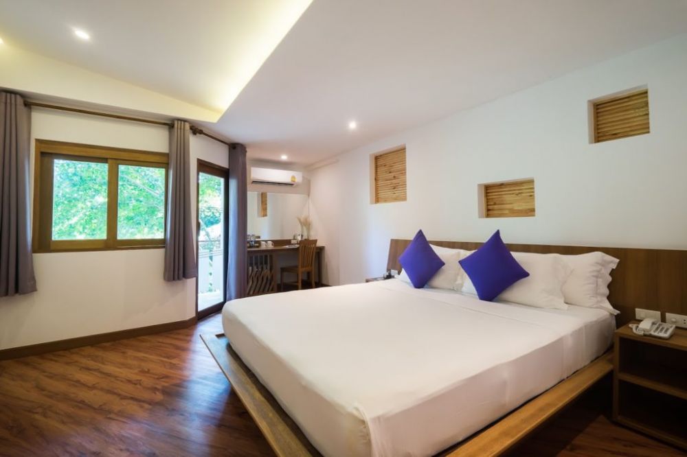 Deluxe Room, White Sand Samui Resort 4*