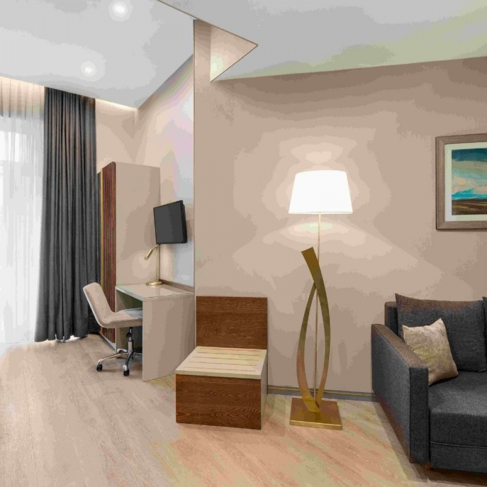 Premium with balcony, Tbilisi Chambers Trademark By Whyndham (ex. City Center) 4*