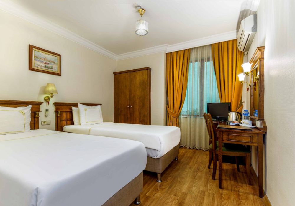 Standart Room, Golden Crown Hotel 4*