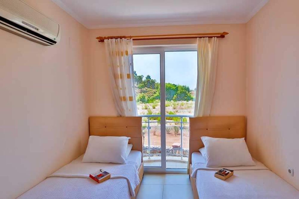 Apart Two Bedroom, Golden Life Blue Green 4*