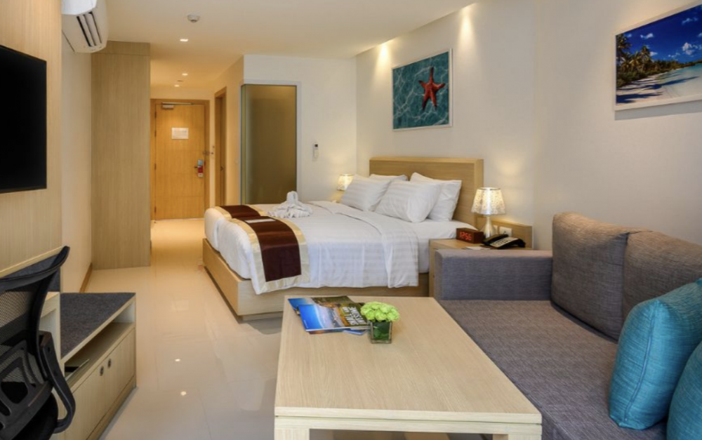 Deluxe Room, The Beachfront Hotel Phuket 4*