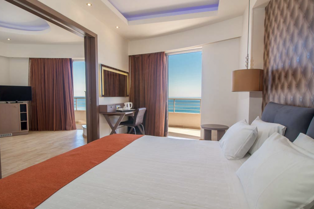 PRESIDENTIAL SUITE PANORAMIC SEA VIEW OUTDOOR JACUZZI, Pegasos Beach Hotel 4*