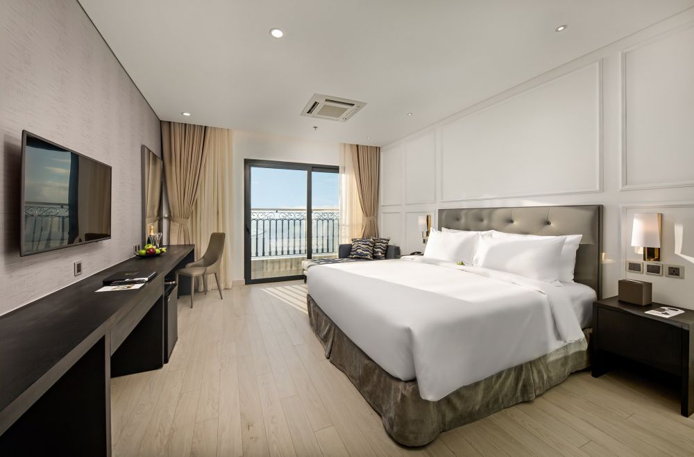 Deluxe Golden Bay, Wyndham Danang Golden Bay 5*