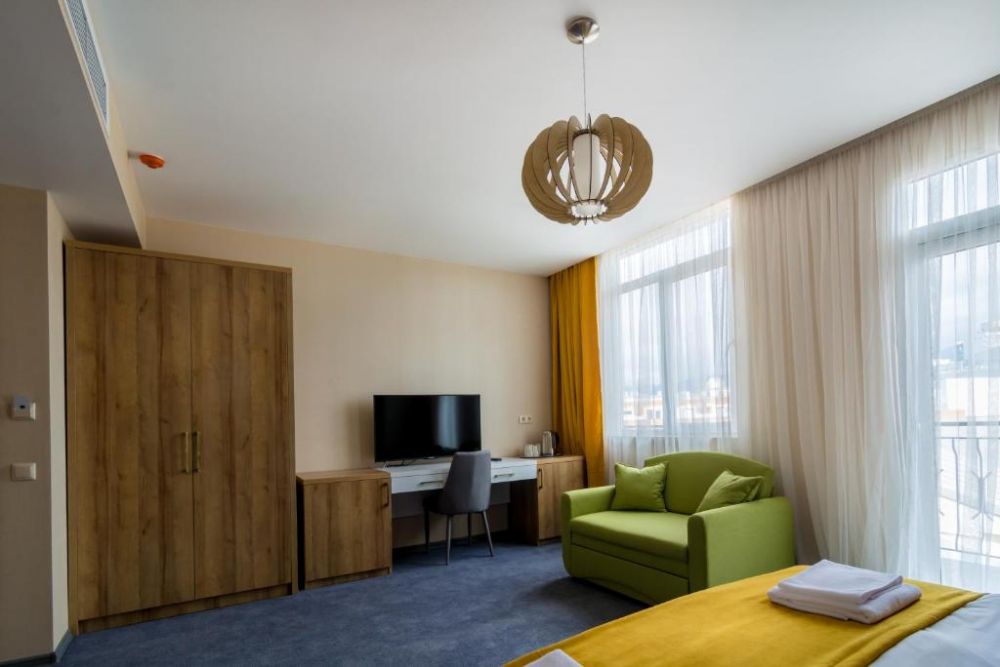 Superior TWIN/ DBL, London 4*