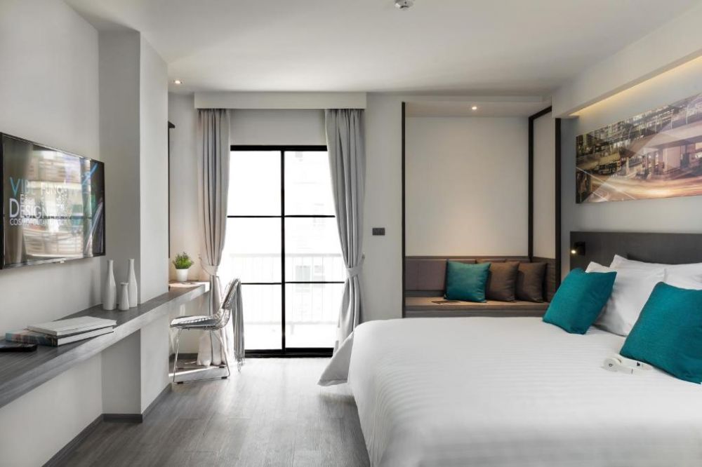 Standard, Cross Vibe Bangkok Sukhumvit Hotel 4*