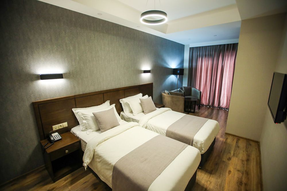 Standard, Crystal Hotel & Spa 4*