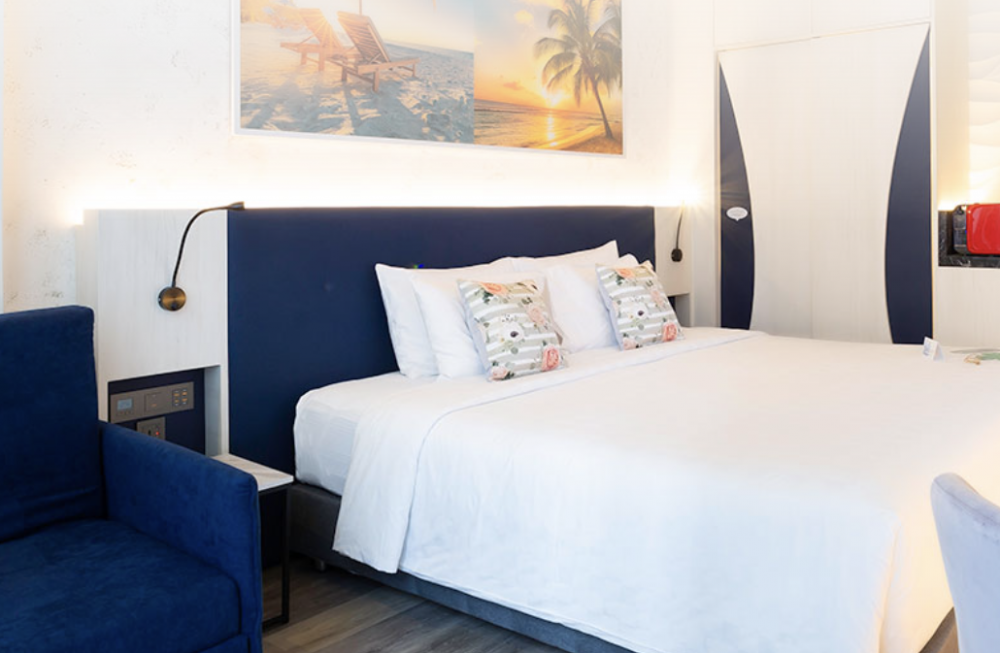 Deluxe Jacuzzi, Hotel Clover Patong Phuket 4*