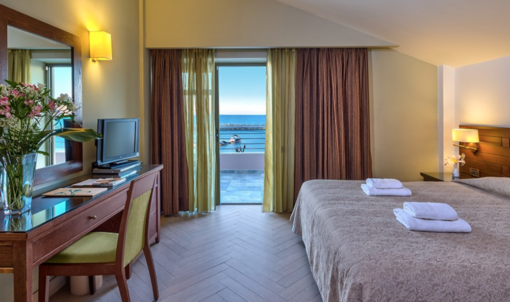 Apartments, Porto Platanias Beach Resort 5*