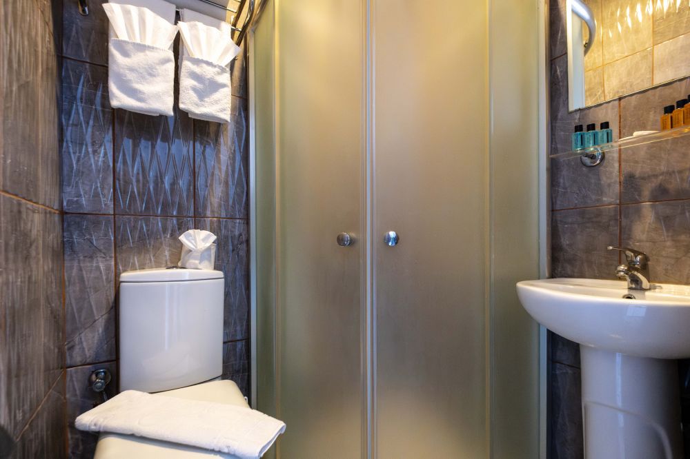 Standard Room, Mevre Hotel 3*