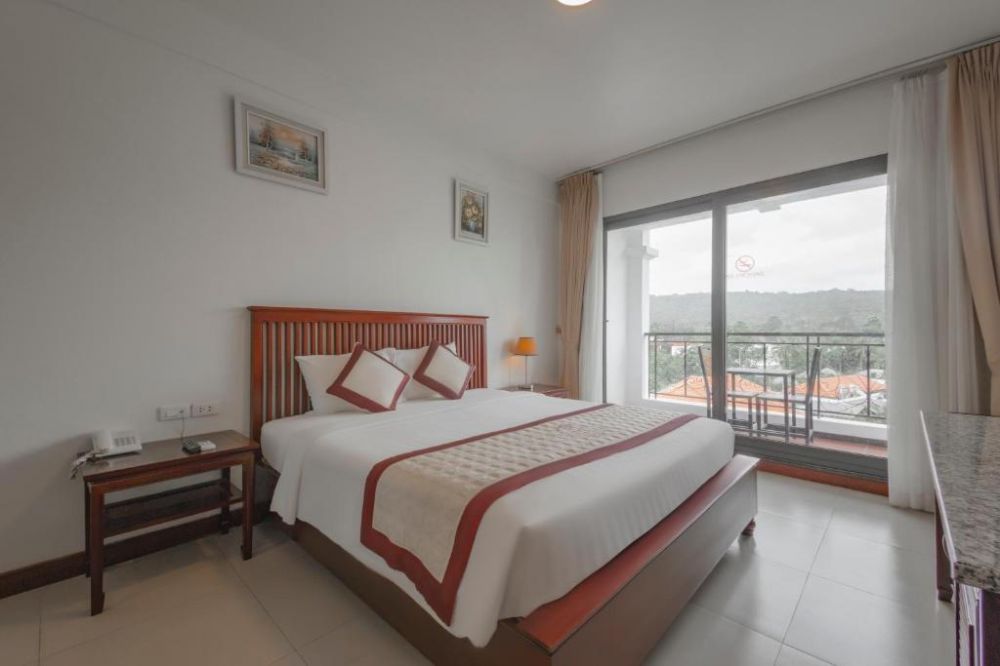 Premium, Praha Hotel Phu Quoc 3*