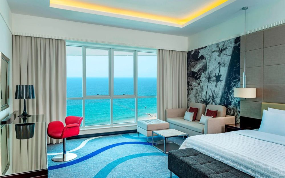 Deluxe Guest Room with Balcony, Le Meridien Al Aqah Beach Resort 5*