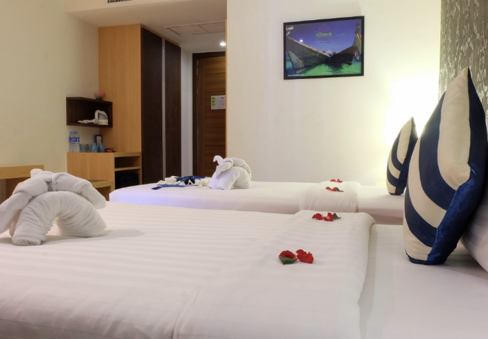 Superior, Icheck Inn Central Patong 4*