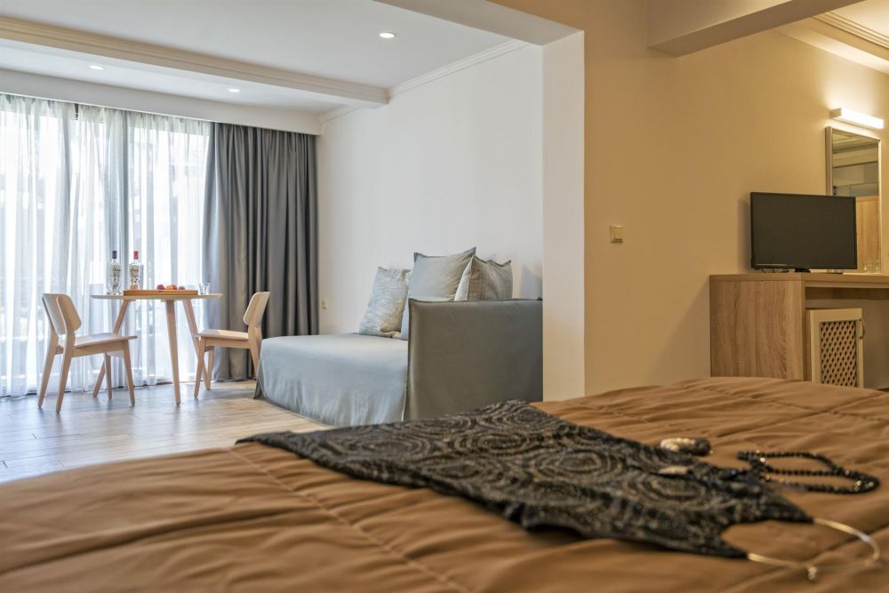 Family Room, Lagomandra Beach Hotel 4*