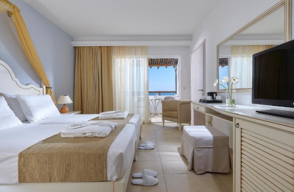 Comfort Garden/Sea View, Alexander Beach Hotel & Village 5*