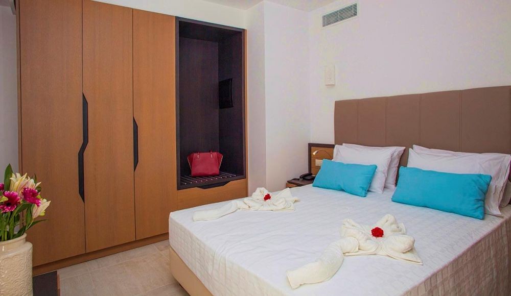 Suite 1 Bedroom, Minos Aparthotel 4*