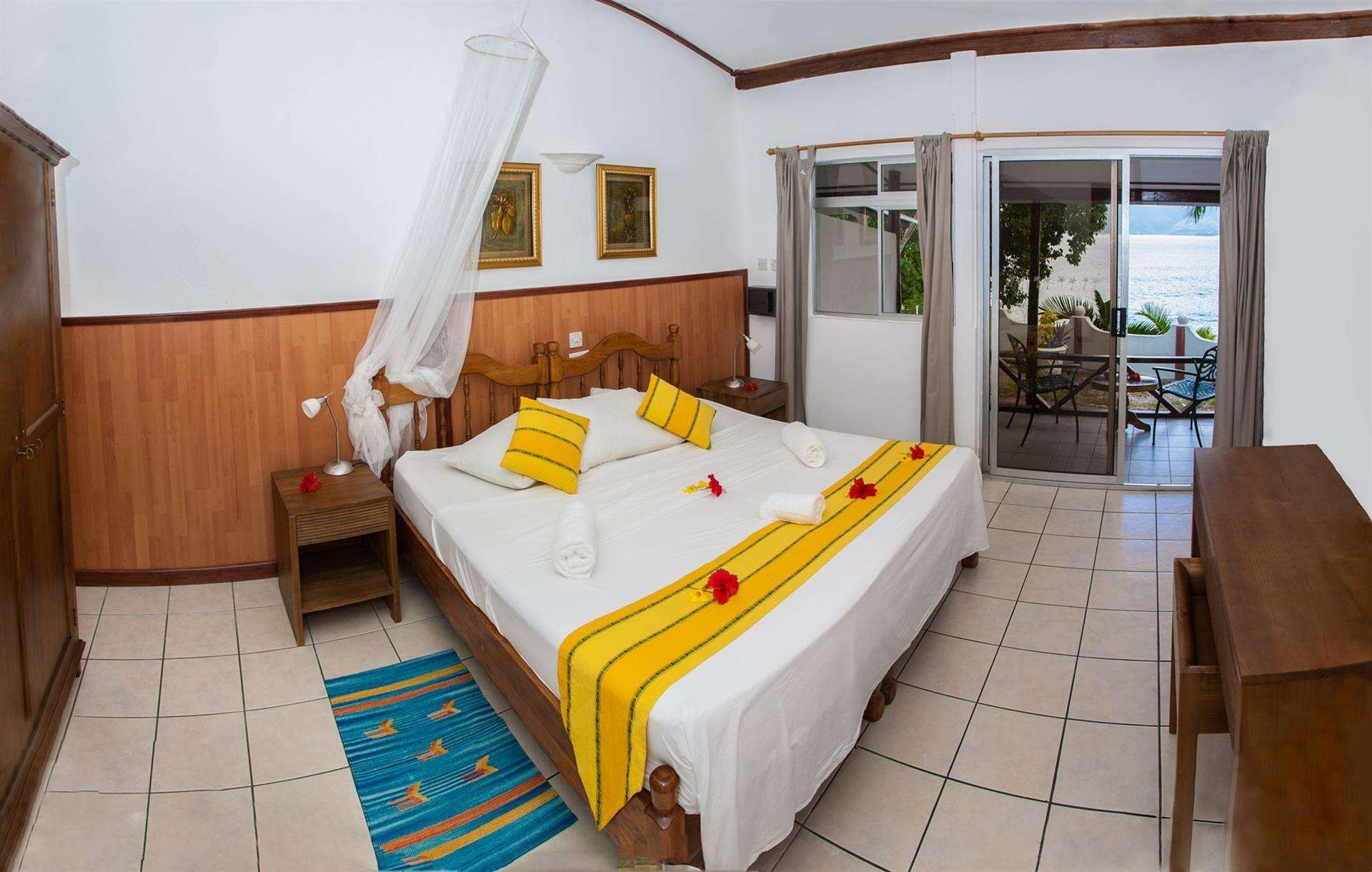 Standard Room, Anse Soleil Beachcomber 3*