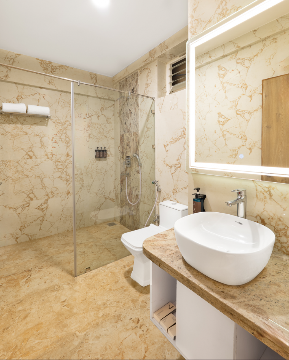 Deluxe AC, White Wharf Beach Resort (ex.Manthan Beach Resort) 4*