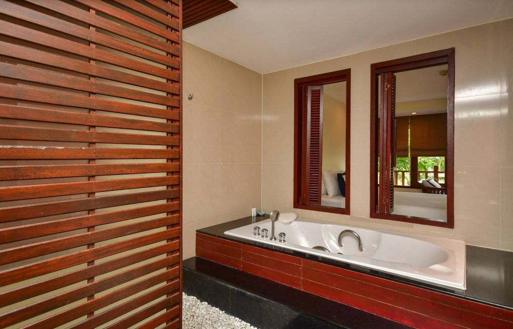 Arinara Suite, Arinara Beach Resort Phuket 4*