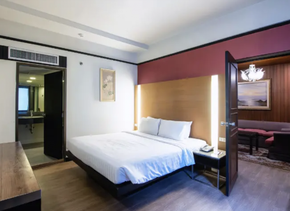 Amtel Suite Square Wing, Ambassador Bangkok 4*