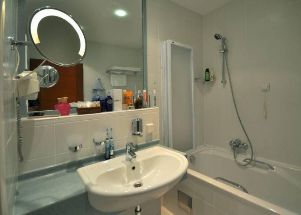 Triple Room, Rivijera Petrovac 4*