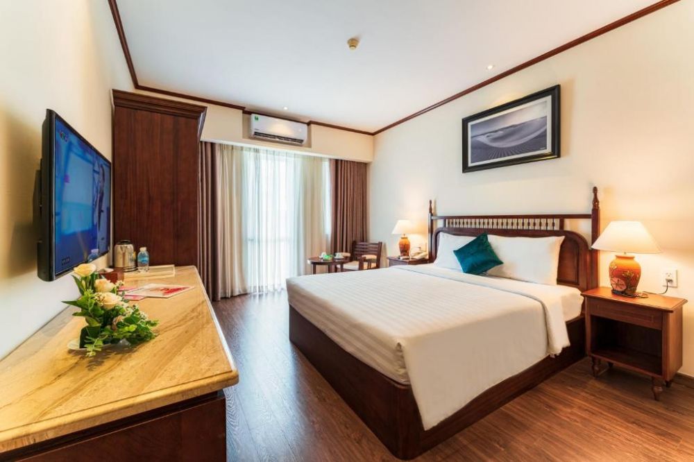 Superior Room with Balcony, Tran Vien Dong 3*