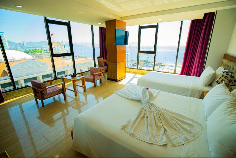 Suite Ocean View, Happy Light 3*